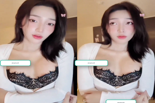 Em diện bikini khi chịch quá đã